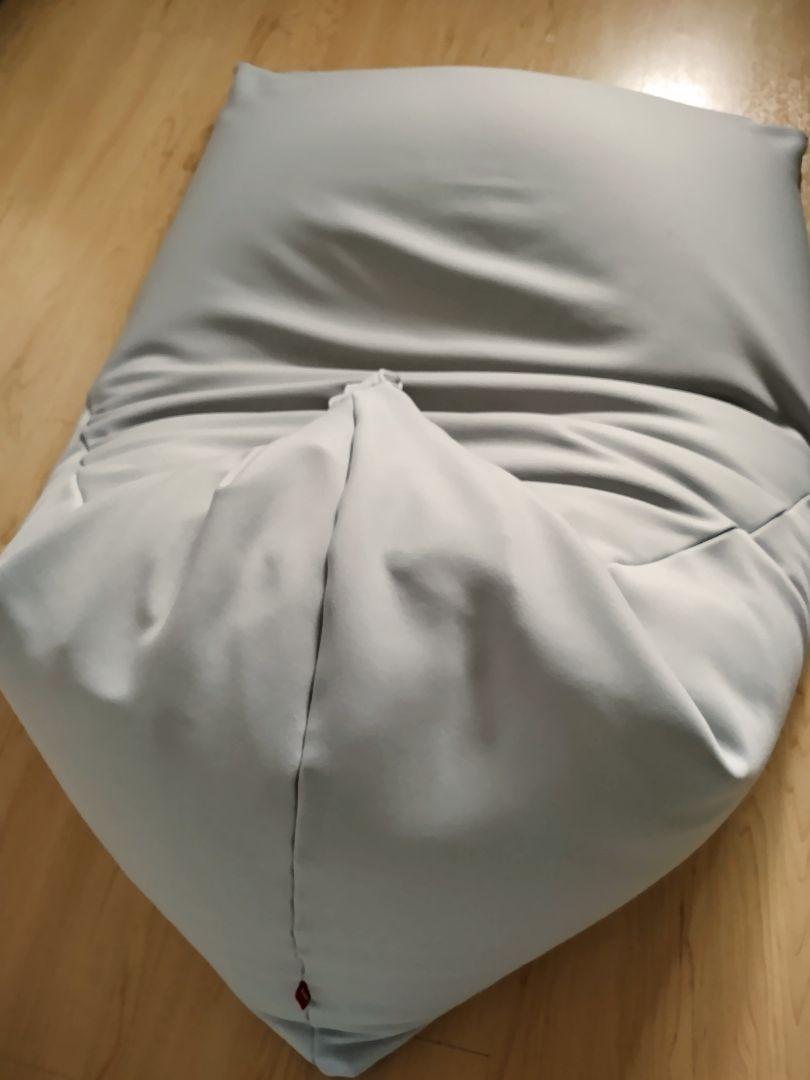 【期間限定値下げ】特大170L アッシュグレー ビーズクッション 三角形