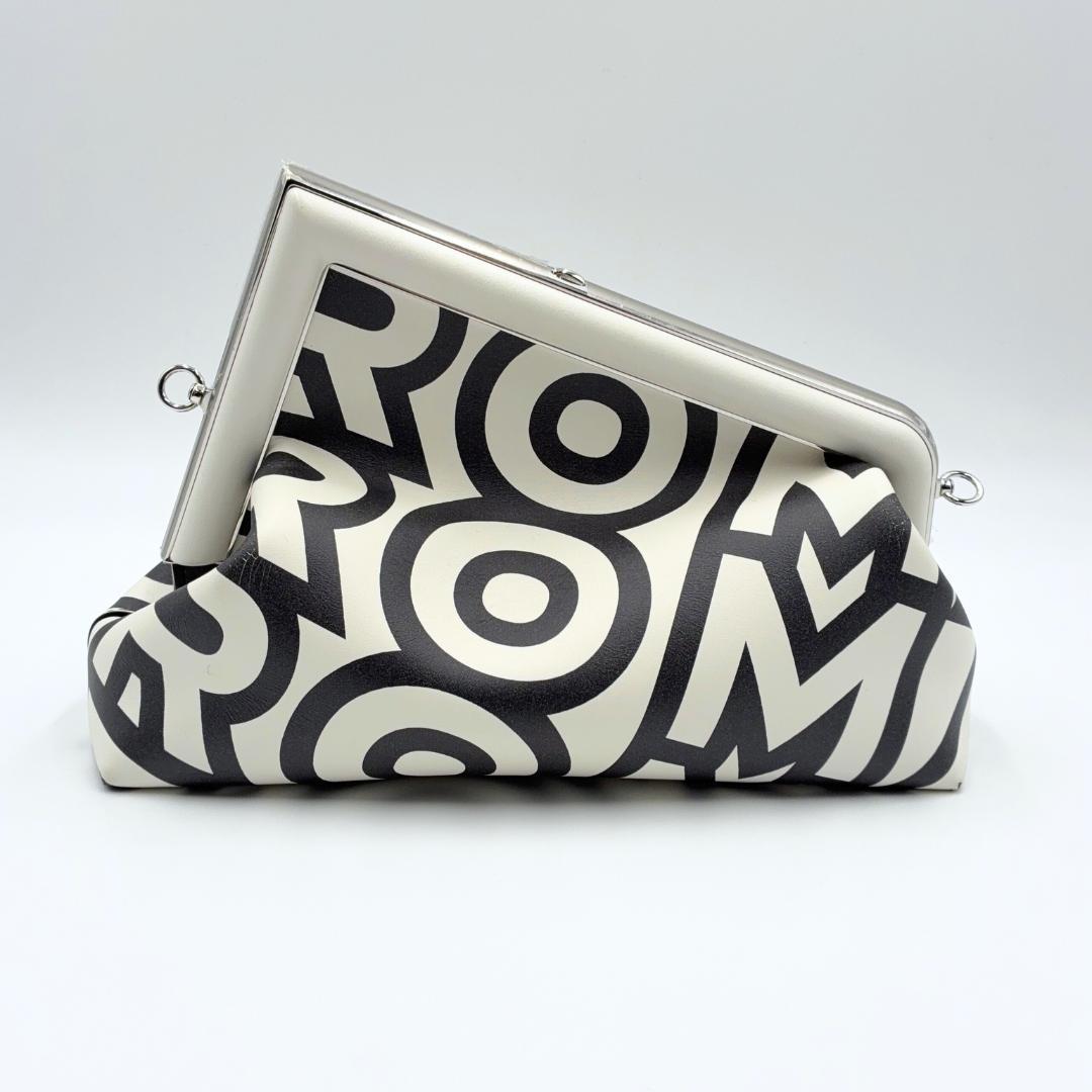 SALE★正規品 FENDI Marc Jacobs フェンディファースト ミディ 新古品】FENDI Marc Jacobs ファースト ツートーン バッグ