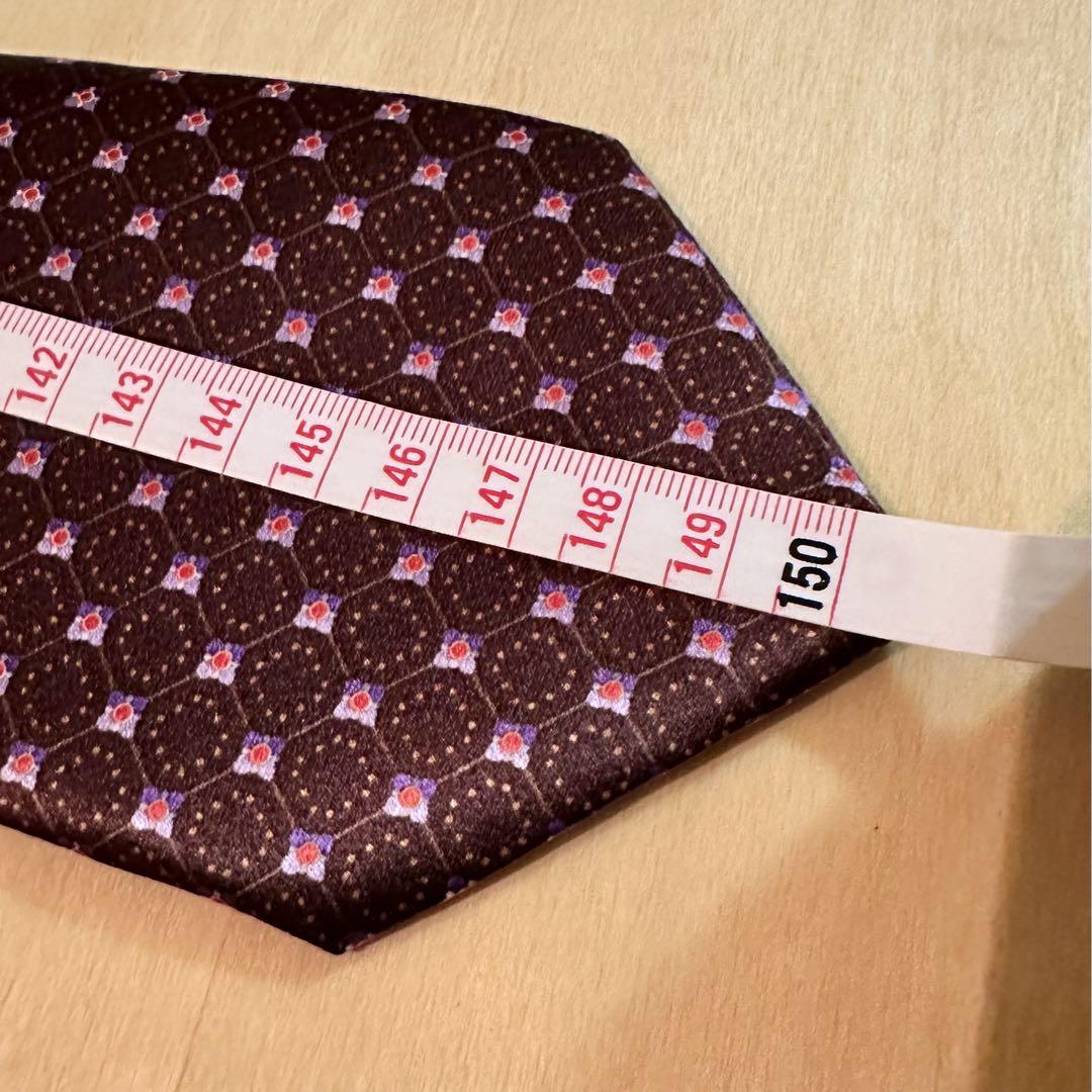 美品 ブリオーニ ネクタイ 紫 ペイズリー柄 シルクジャガード