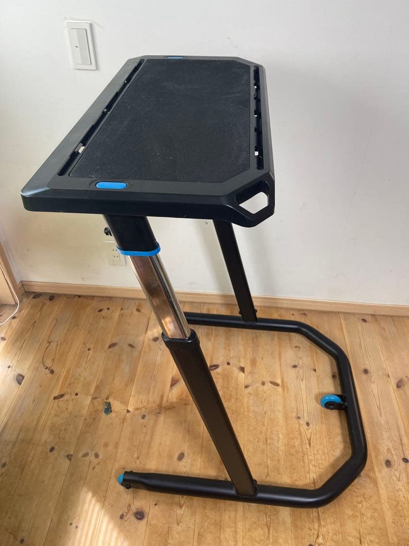 【chikuwas】KICKR Indoor Cycling Desk