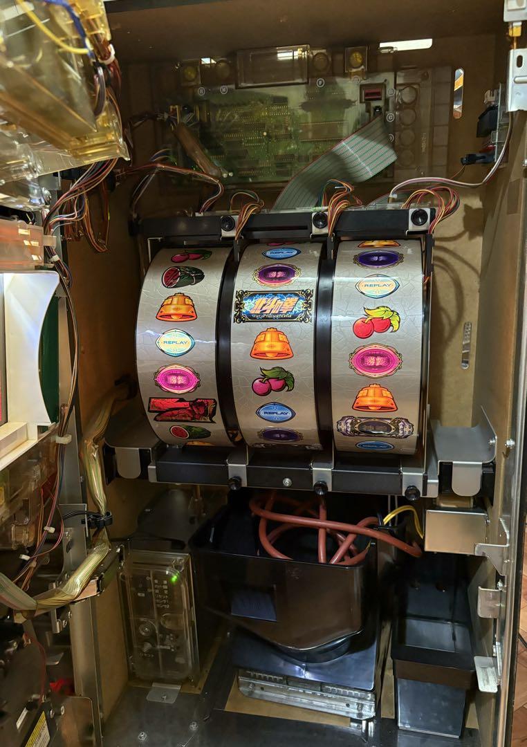 送料込み 北斗の拳 転生の章 ラオウパネル パチスロ実機 コイン不要機付 家スロ