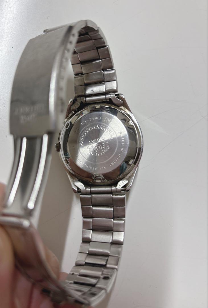 ORIENT メンズ 時計　EM5J 枠外れ