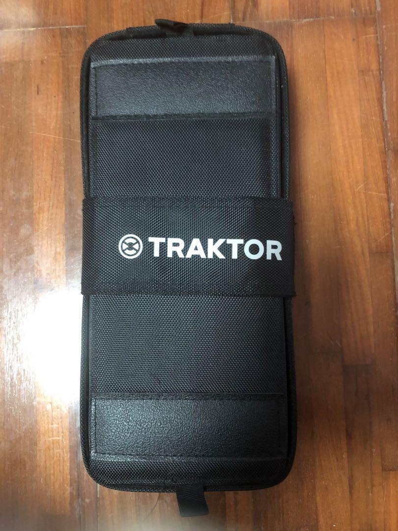 TRAKTOR KONTROL F1 DJコントローラー 専用ケース付き