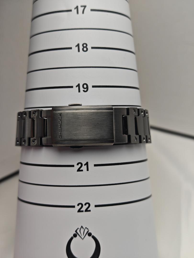 カシオ　G-SHOCK GM-B2100BD-1AJF