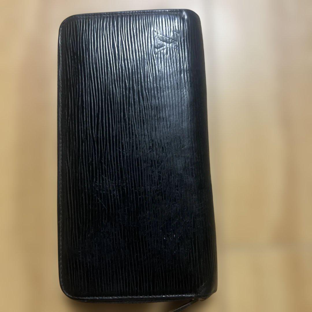 ヴィトン エピ 長財布