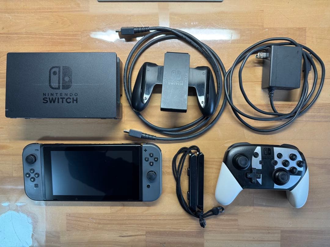 Nintendo Switch 本体 グレー 付属品完備 箱無し