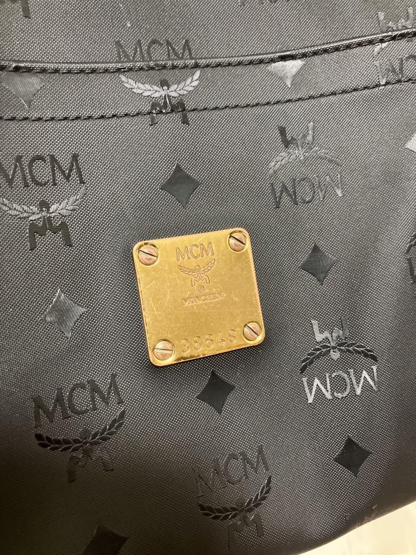 MCM ブラックナイロンバッグ