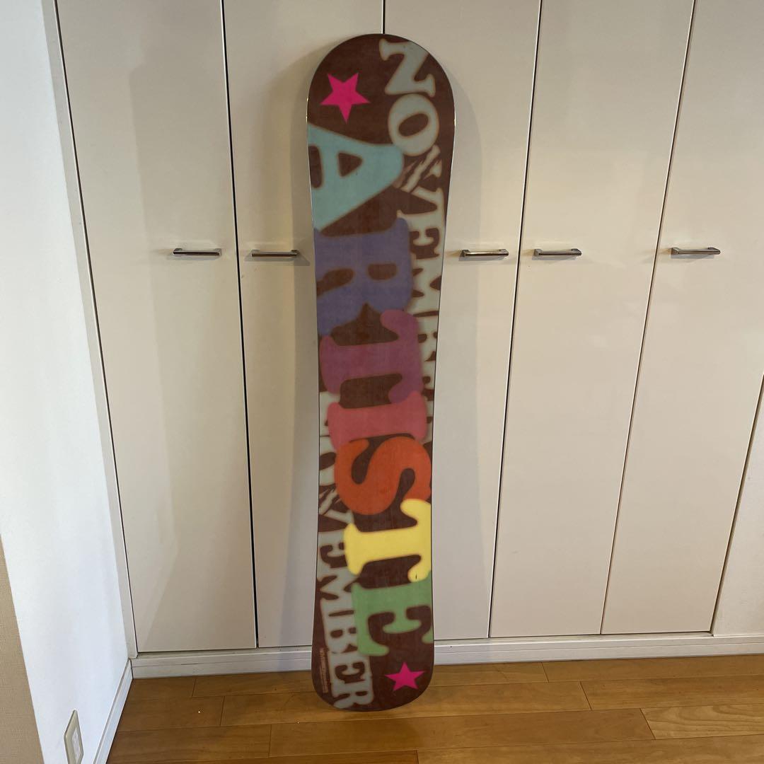 スノーボード November snowboards artiste