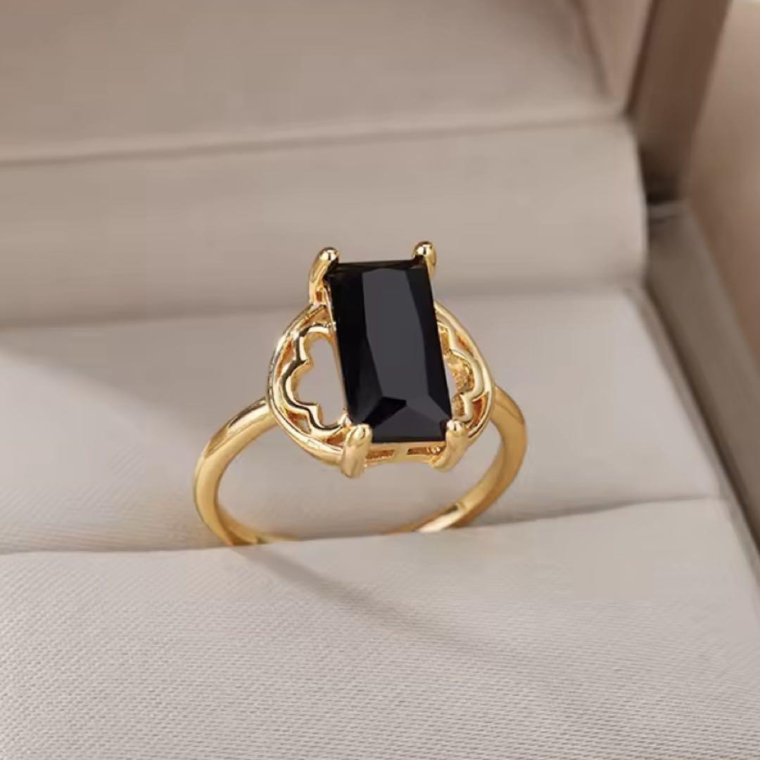 フリーサイズ 貴賓✨ゴールドリング 黒水晶 czダイヤ 煌めき ロイヤル 最上
