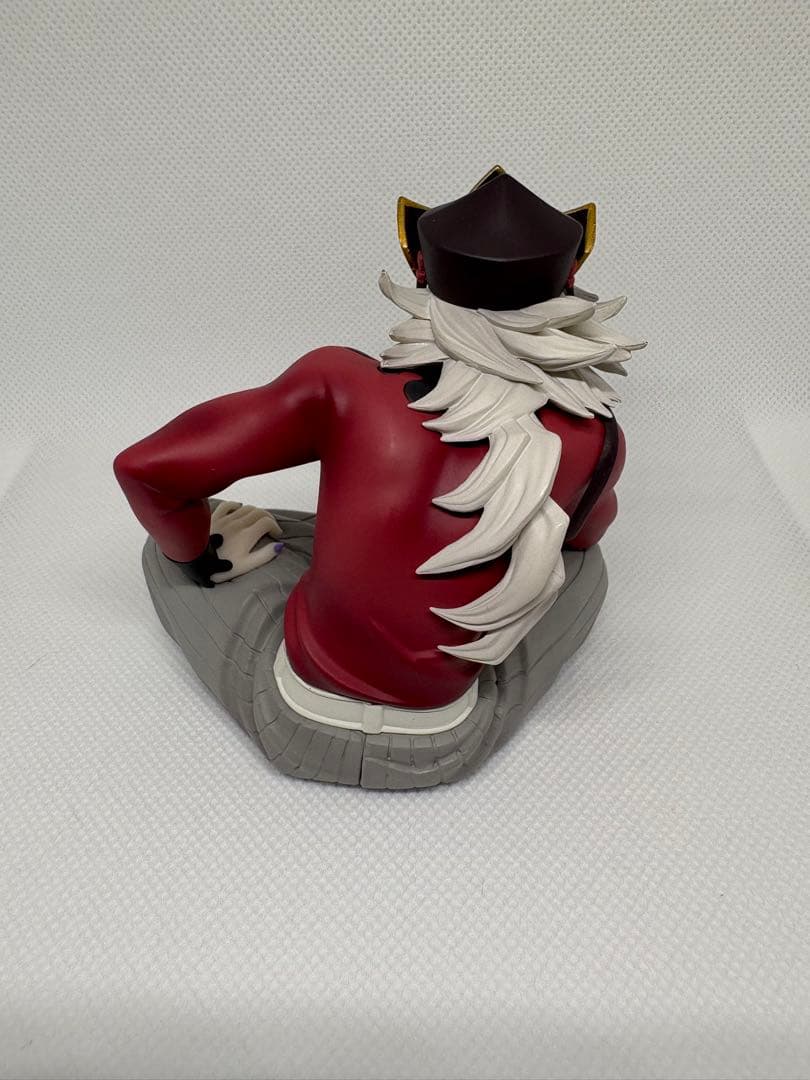 ラウンドワン限定　FuRyu 鬼滅の刃 フィギュア　童磨(どうま) Amazon.co.jp: 【公式プライズ】 ラウンドワン限定 鬼*滅の刃