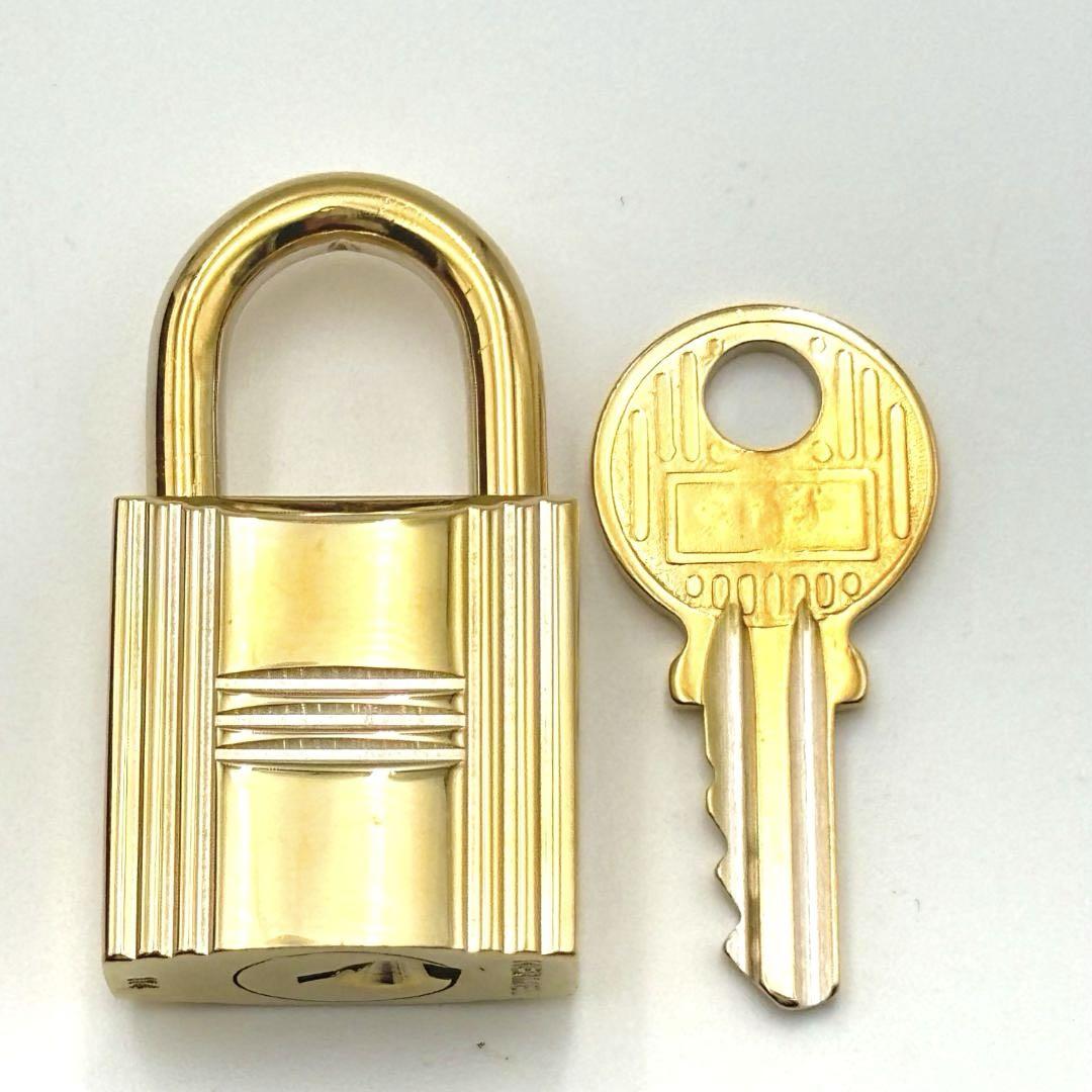 HERMES エルメス カデナ 24Kメッキ No.114 114番 鍵付き