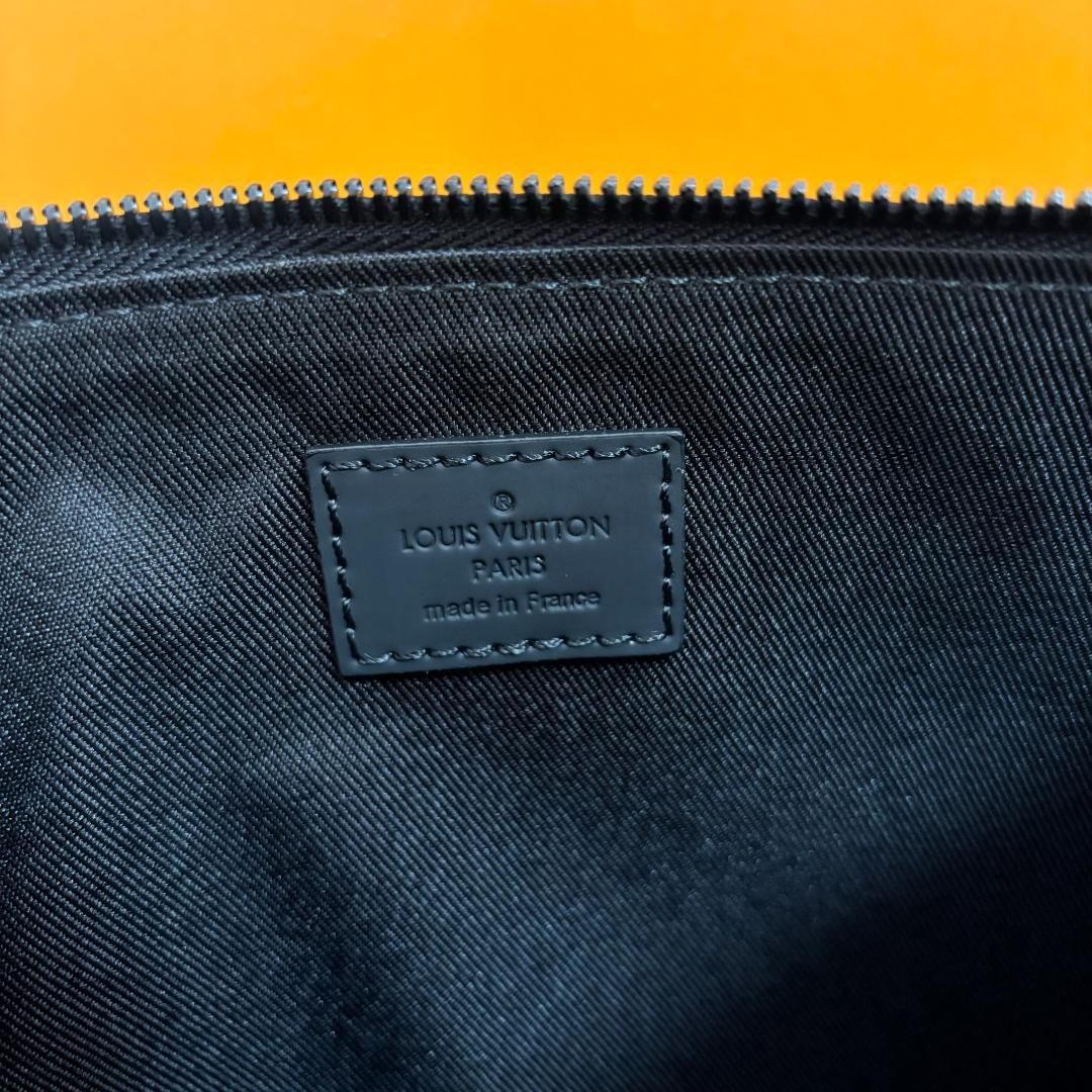 YSLカメラルー