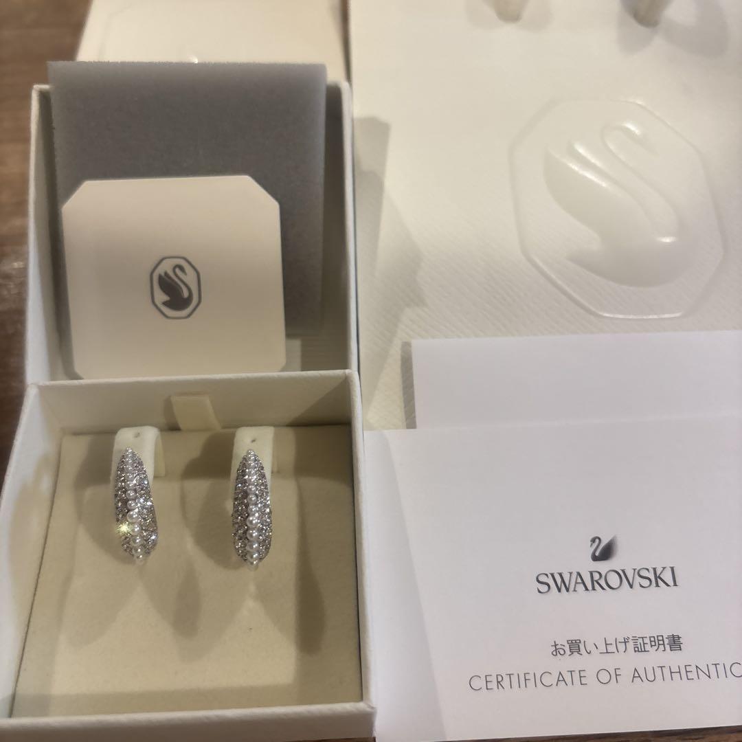 september様用☆ スワロフスキー ピアス