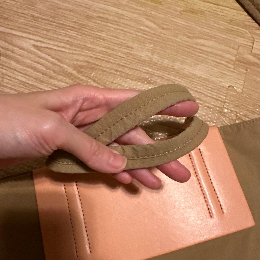 Acne Studios ショルダーバッグ ブラウン Acne Studios ショルダーバッグ ブラウン