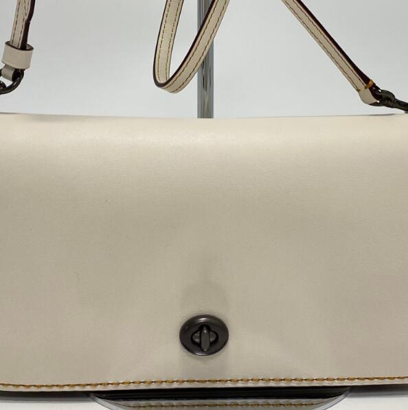 美品 COACH コーチ ショルダーバッグ ホワイト 37296 L1780