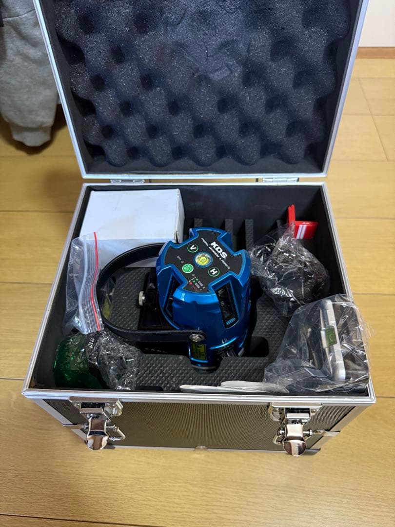 KDS RGL-600L レーザー墨出し器