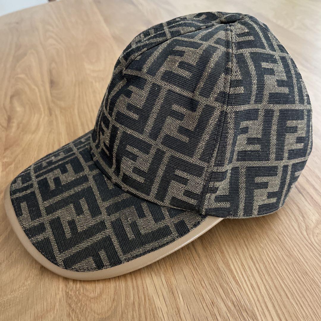 Fendi キャップ