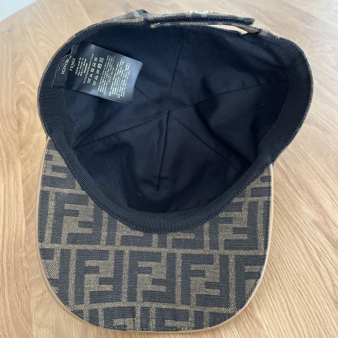 Fendi キャップ
