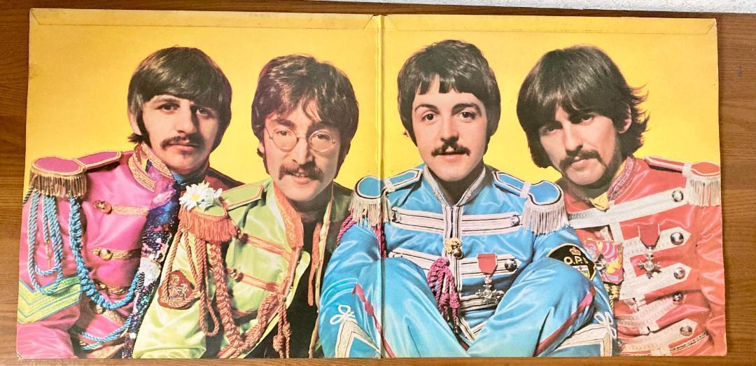 The Beatles Sgt. Pepper's Lonely Hearts Club Band - MONO