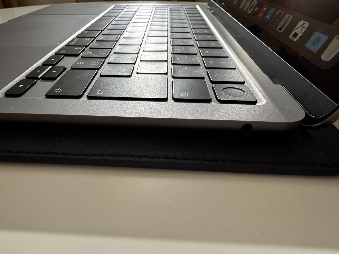 MacBook Air M2(2022)スペースグレー 美品