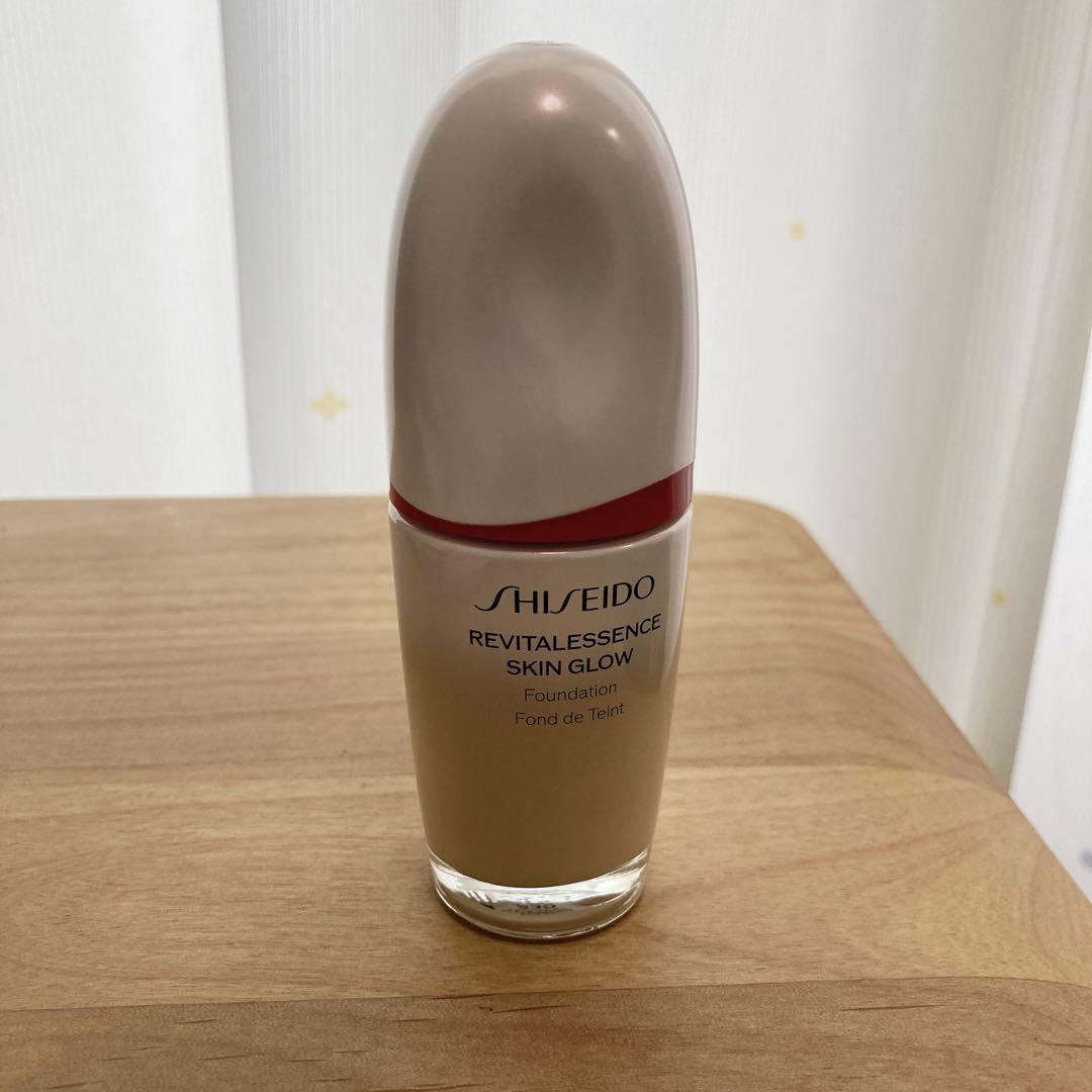 SHISEIDO エッセンススキングロウファンデーション 230