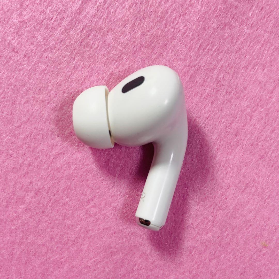 Apple AirPods Pro 第二世代　A3047 type C 右耳用 Apple AirPods Pro 第2世代 usb-c 右耳 A3047 24