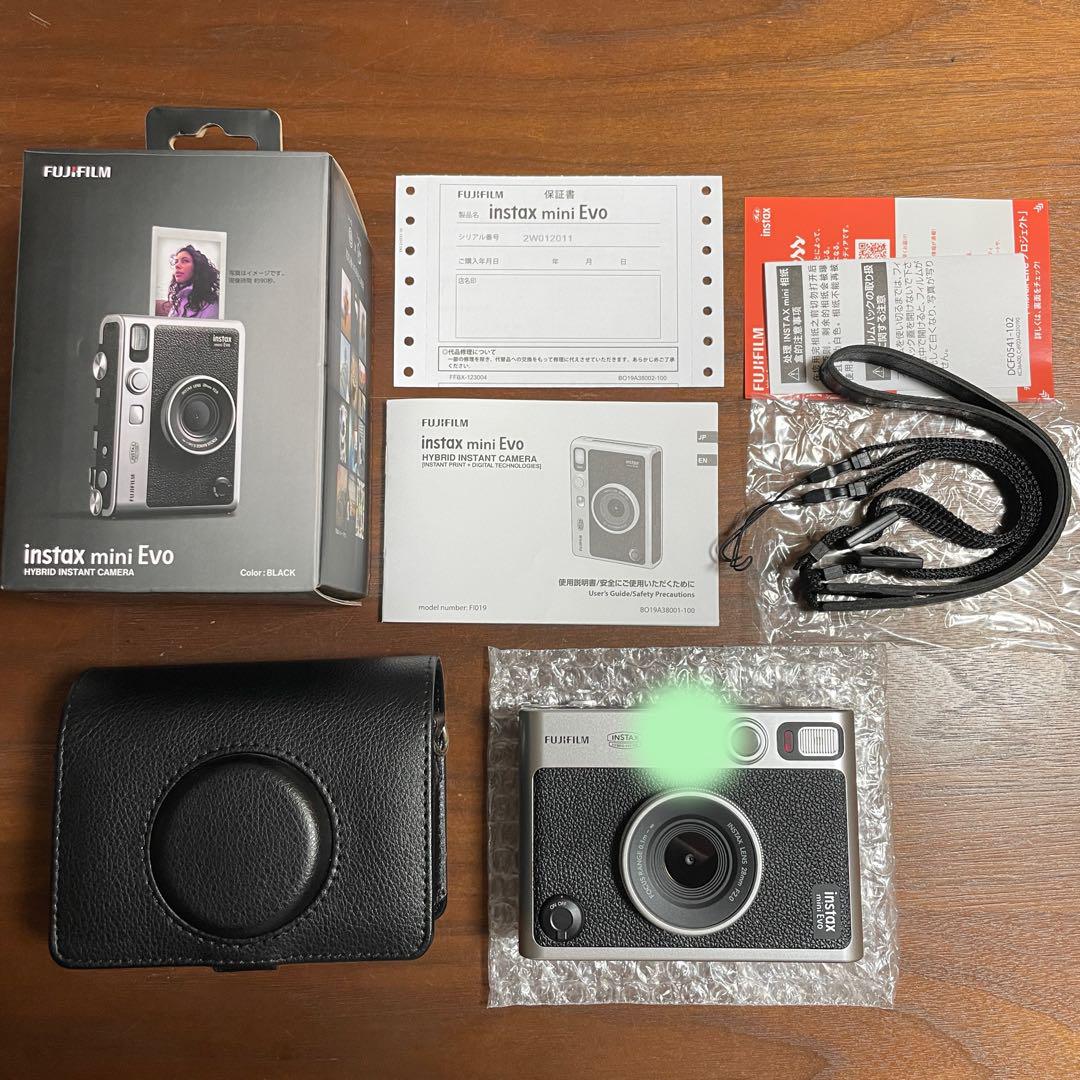 instax mini Evo ()(ケース付き)
