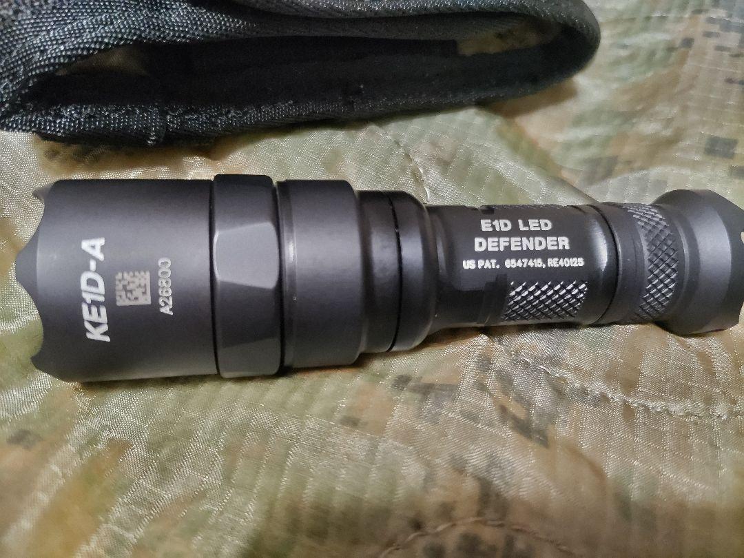 美品SUREFIRE E1D DEFENDER シュアファイア ディフェンダー