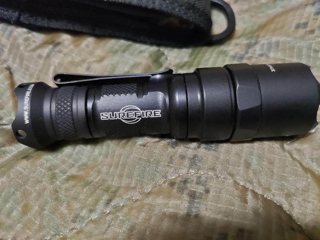 美品SUREFIRE E1D DEFENDER シュアファイア ディフェンダー