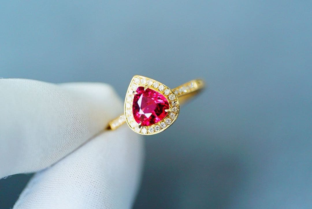 K18YG 天然　ダイヤモンド　ルベライト　レッドトルマリン　リング　指輪