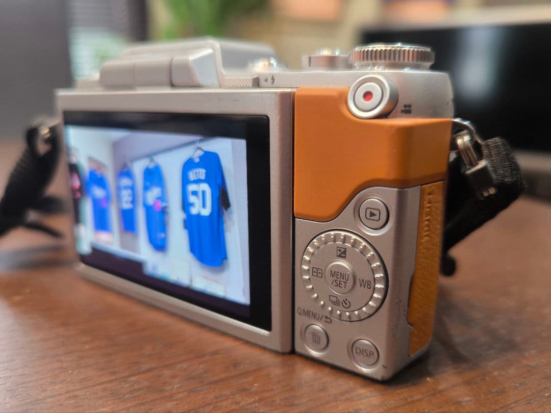 LUMIX DMC-GF7 ダブルズームレンズキット ミラーレス一眼 ブラウン LUMIX DMC-GF7 ダブルズームレンズキット ミラーレス一眼 ブラウン