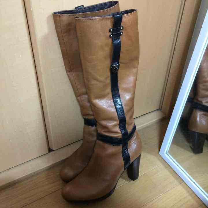 cavacava 未使用レザーブーツ