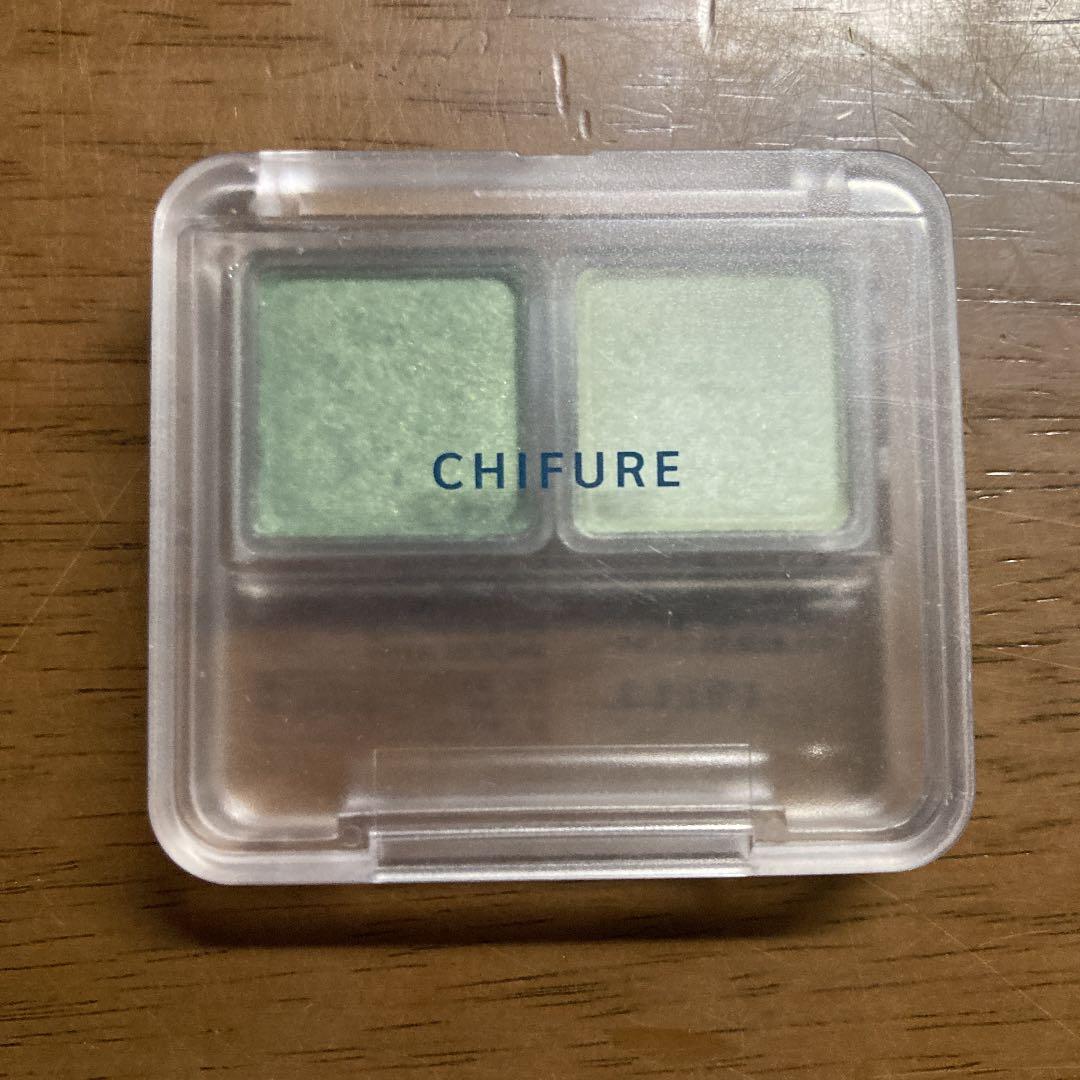 ちふれツインカラーアイシャドウ84 メルカリ