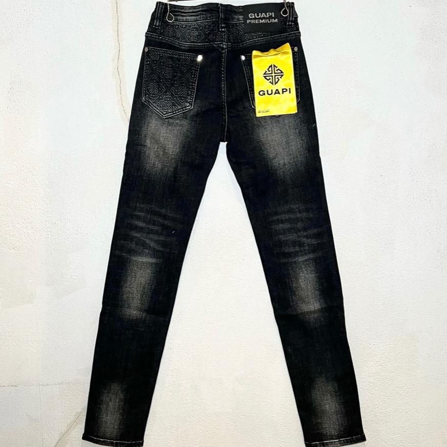 【GUAPI】 Iron Grey Basics Regular Denim V2 デニム ブラック Iron Grey Basics Regular Denim V2 - Guapi Clothing