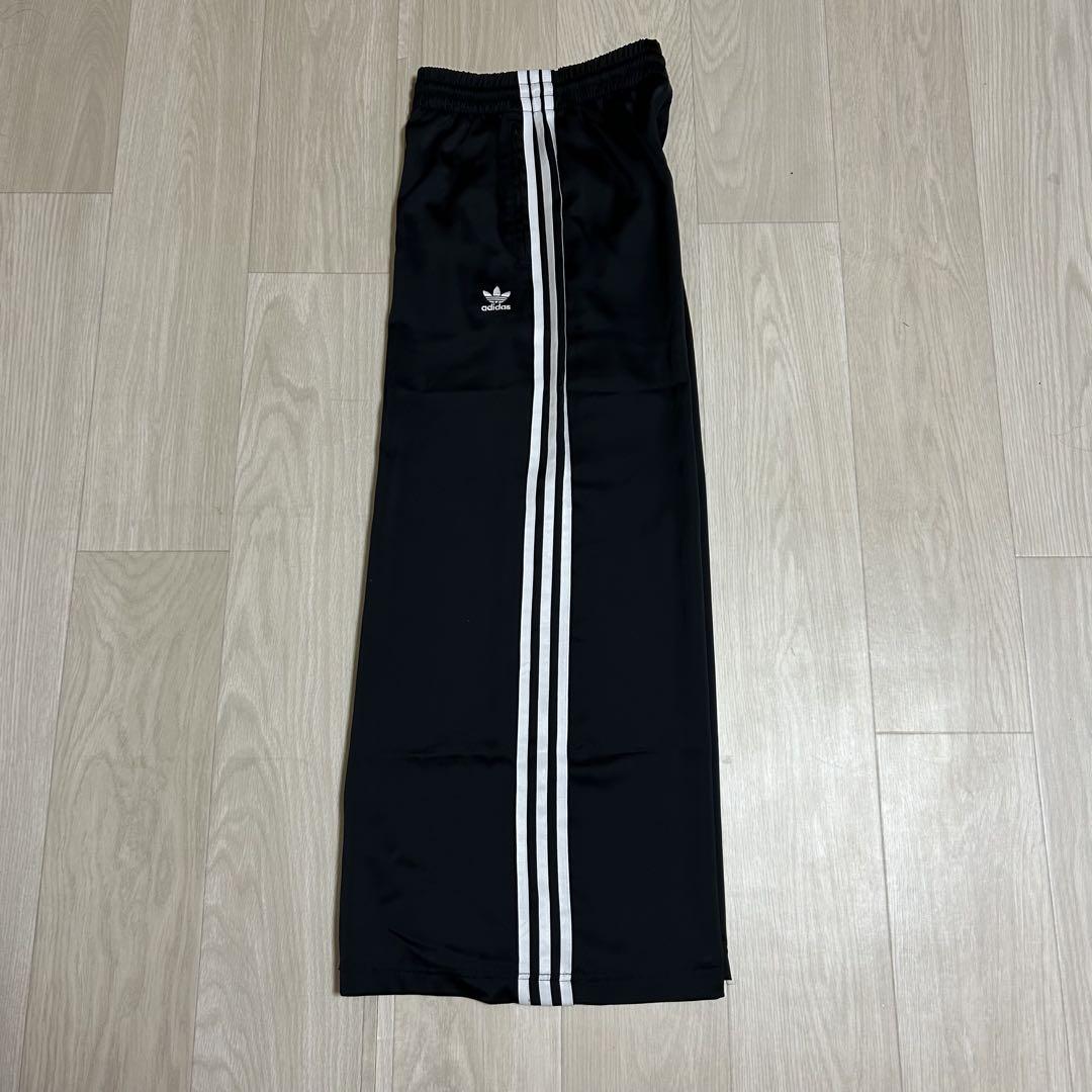 adidas サテンワイドレッグトラックパンツ XS (お直しあり)