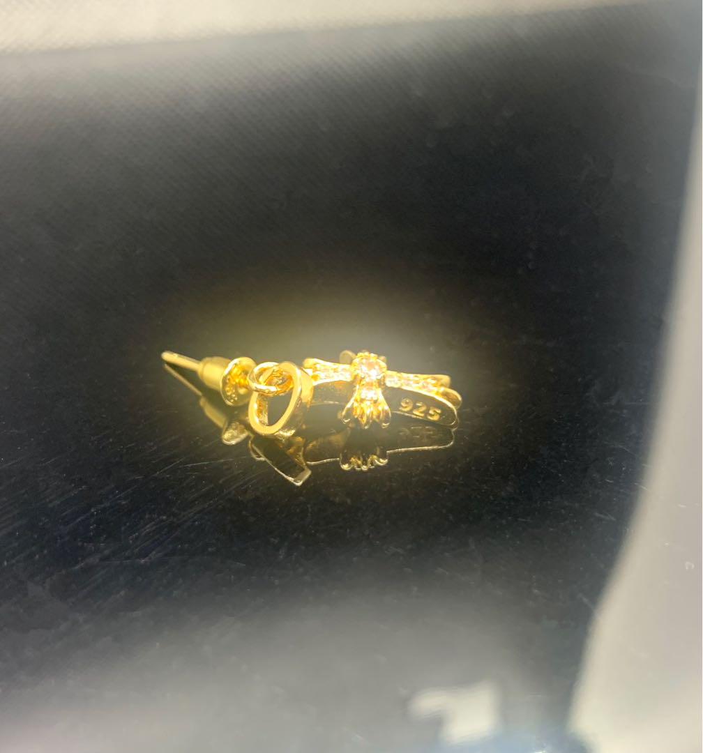 22K クロス　ピアス 片耳　刻印あり22K ゴールド クロス パヴェ ピアス