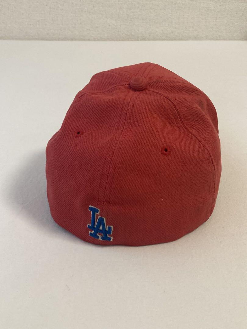 Dodgers 赤キャップ LAロゴ付き