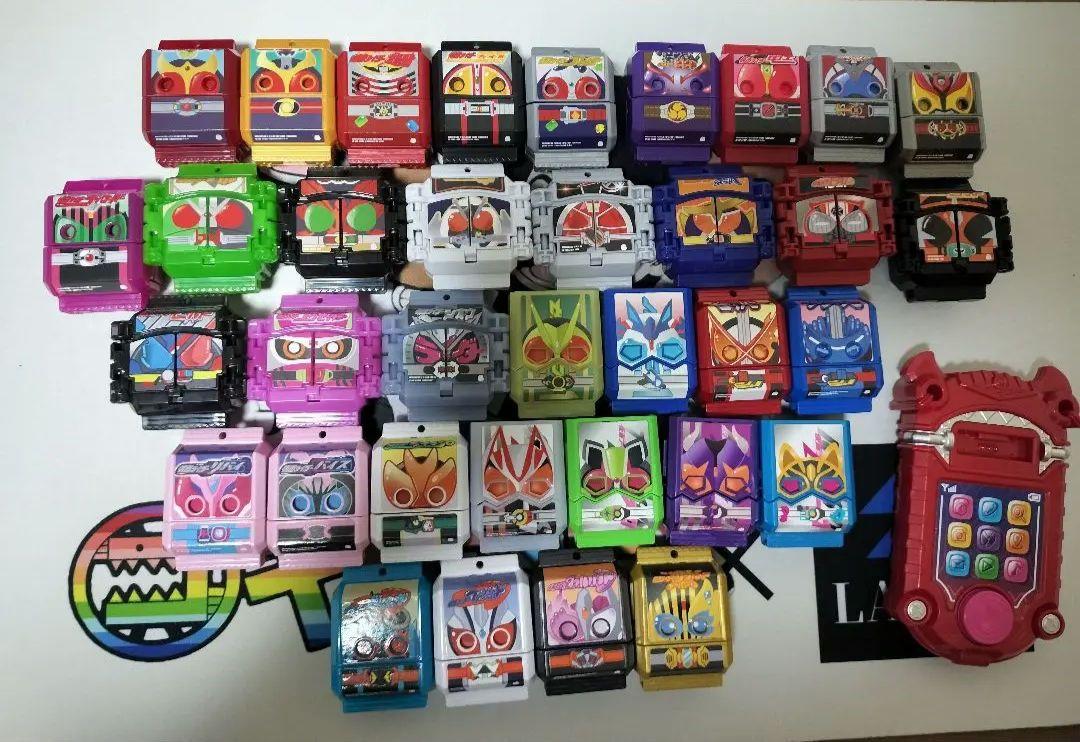 仮面ライダーガヴ　まとめ売り　セット　平成、令和ライダー　ゴチゾウ　ガヴフォン