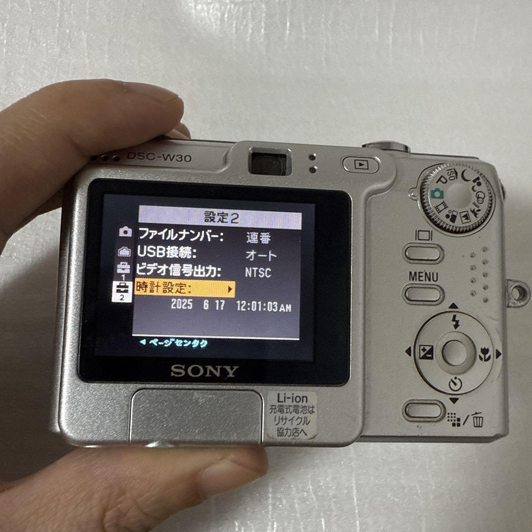 ❗️激安価格❗️デジカメ　本体　SONY DSC-W30
