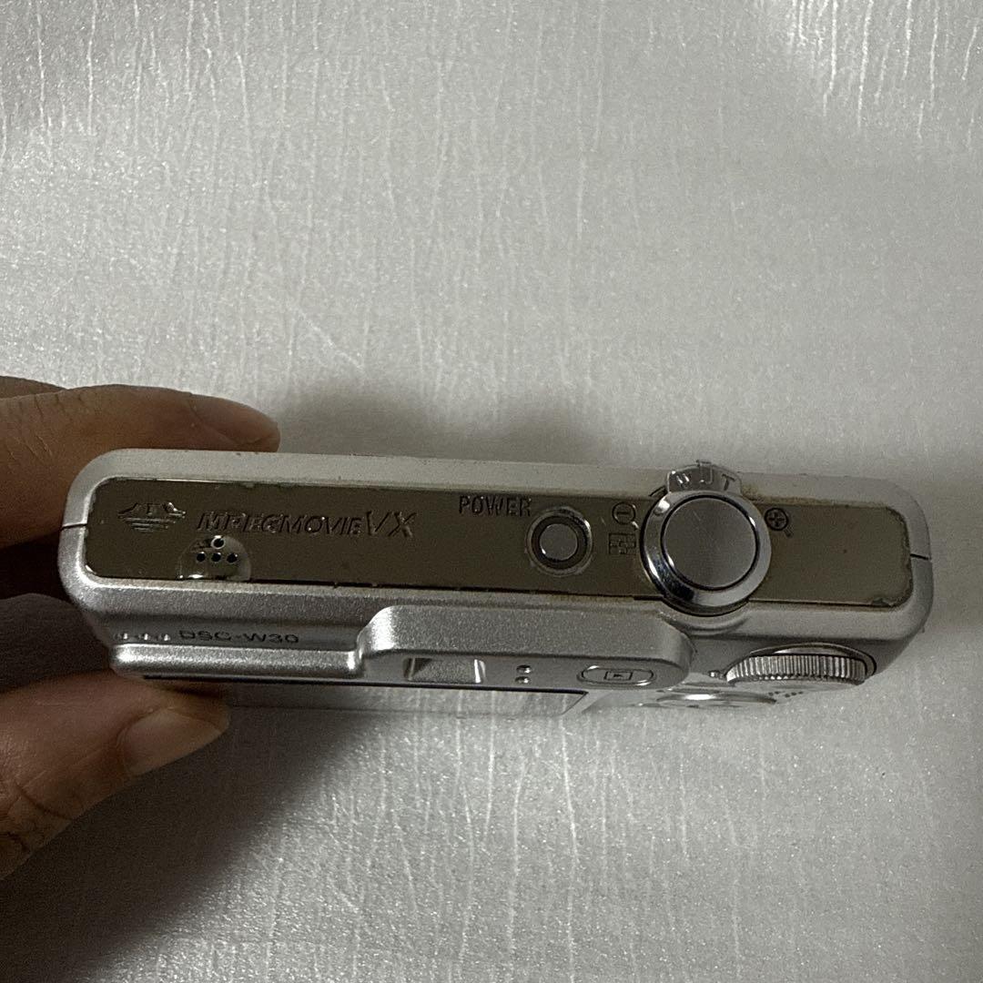 ❗️激安価格❗️デジカメ　本体　SONY DSC-W30