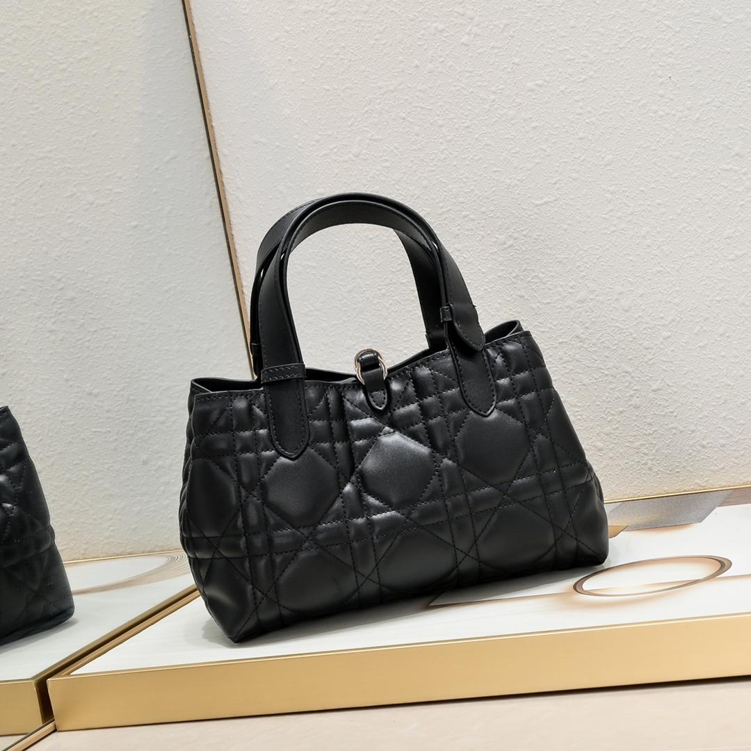 ショルダーバッグ＆ハンドバッグ 2WAY