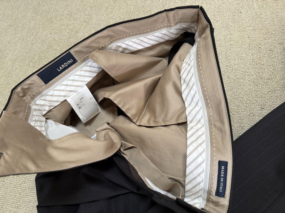 加工済み未使用品　ラルディーニ　セッアップ　サイズ46 LARDINI