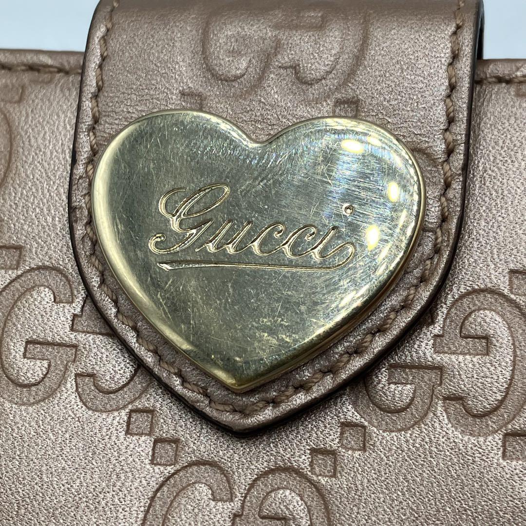 Gucci グッチ