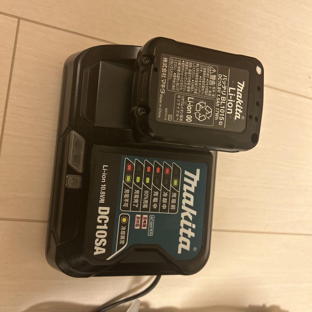 Makita ポータブル扇風機 リチウムイオンバッテリー付き