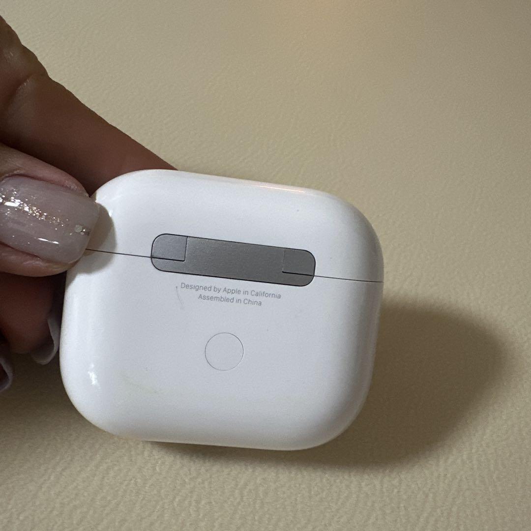 AirPods第3世代（正規品）片耳（左耳）、充電ケース - メルカリ