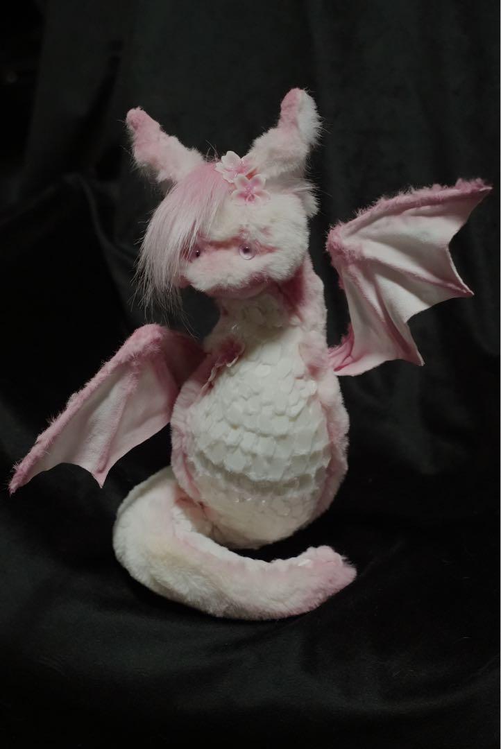 I.N.O.C.H.I アートドール 人形 ぬいぐるみ 蛇 ドラゴン 桜 I.N.O.C.H.I アートドール 人形 ぬいぐるみ 蛇 ドラゴン 桜
