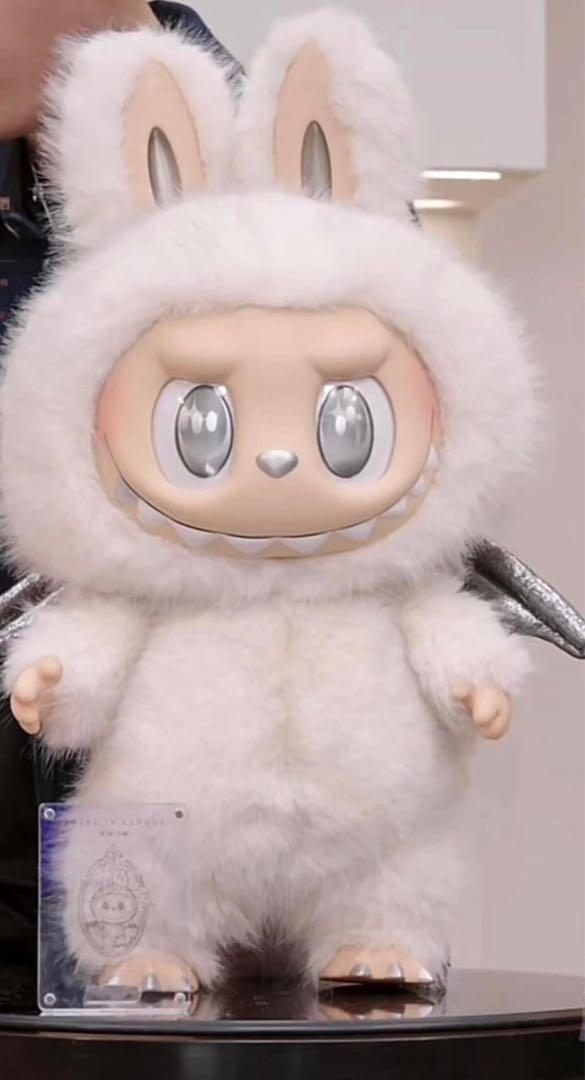 POP MART THE MONSTERS ANGEL IN CLOUDS
