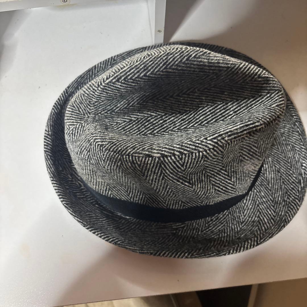 ヘリンボーン柄バケットハット目立った傷や汚れなし