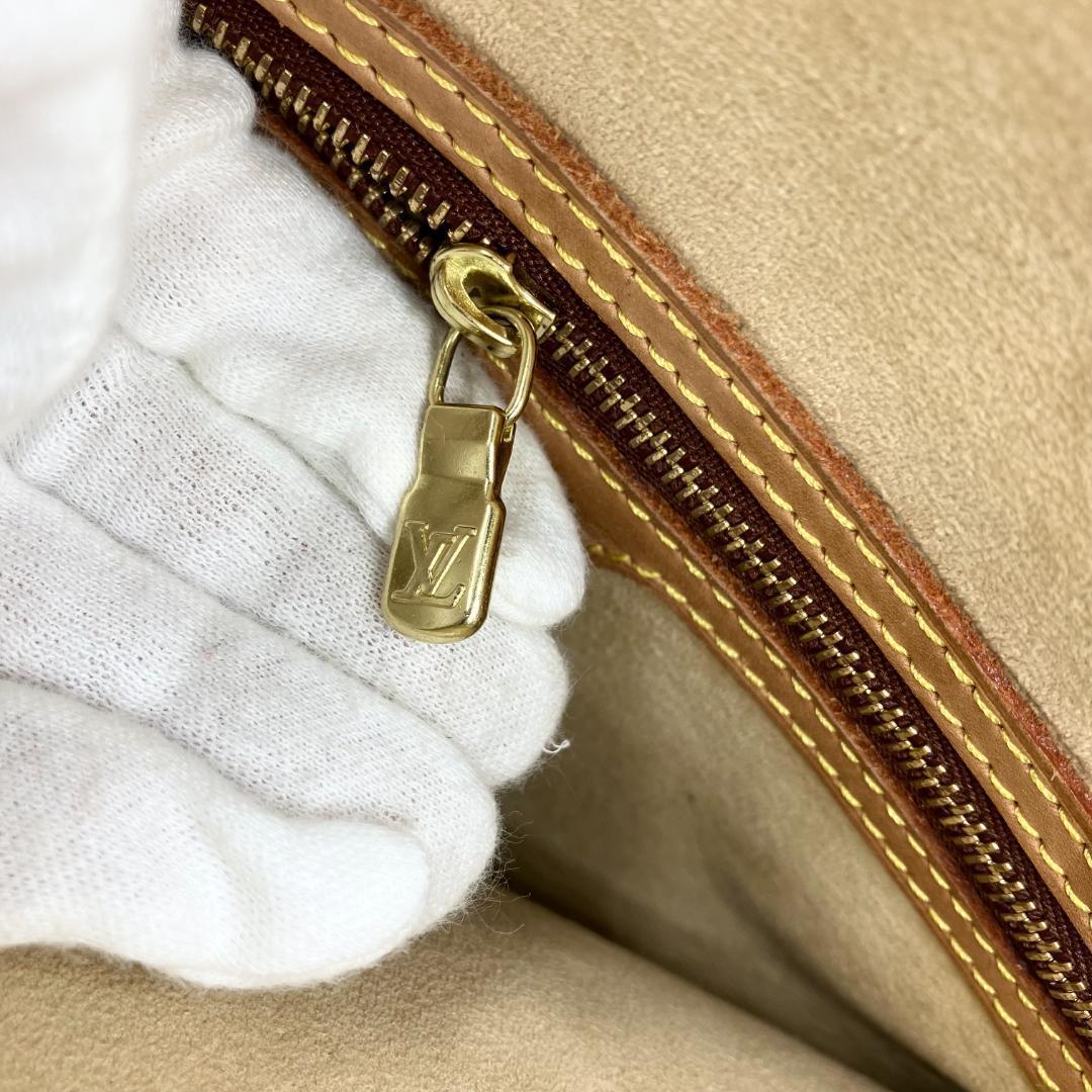 VUITTON