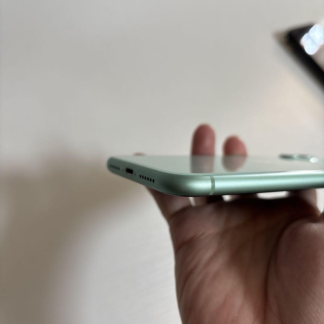 Apple iPhone 11 ミントグリーン 本体